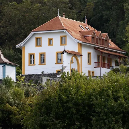 Montgolfieres By Interhome